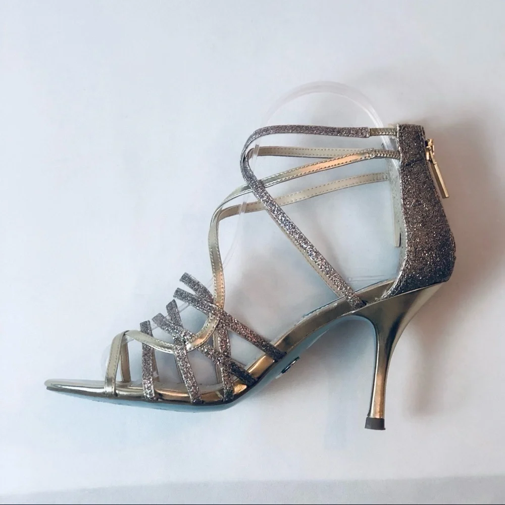 𝅺BLUE By Betsy Johnson SB Crown Dress Pump